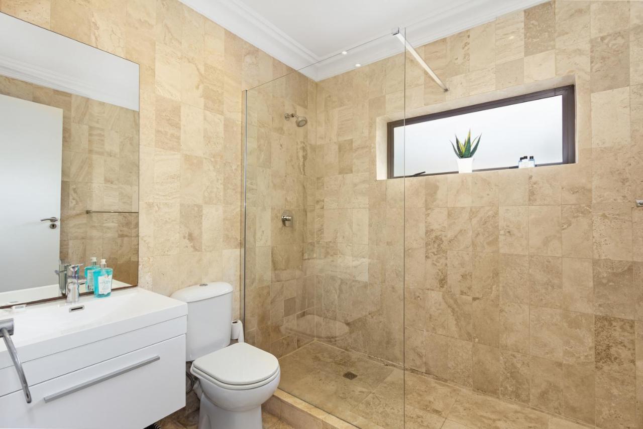 Ocean Breeze Sunset Beach Kapstadt Exterior foto